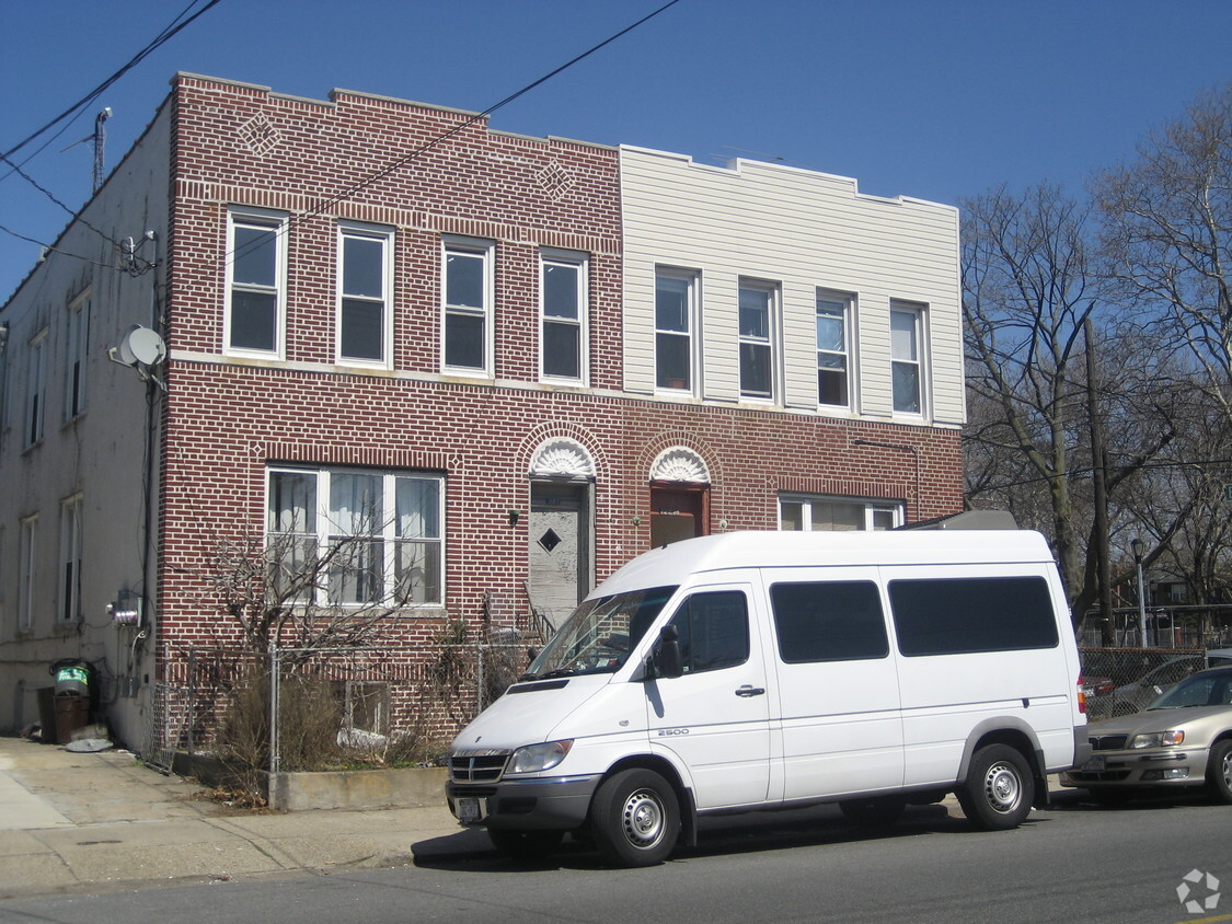 Primary Photo - 2319 Avenue Y