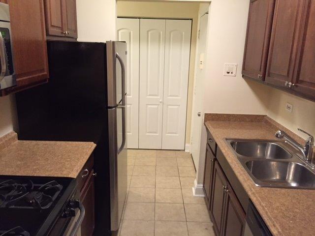 Foto principal - 600 Trace Dr