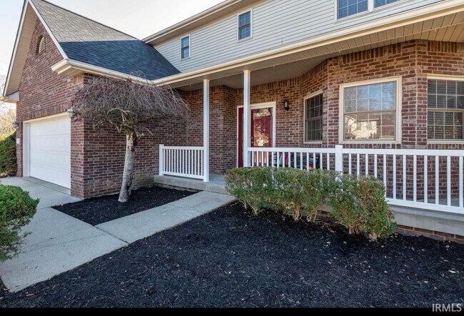Building Photo - 3253 S Southern Oaks Dr