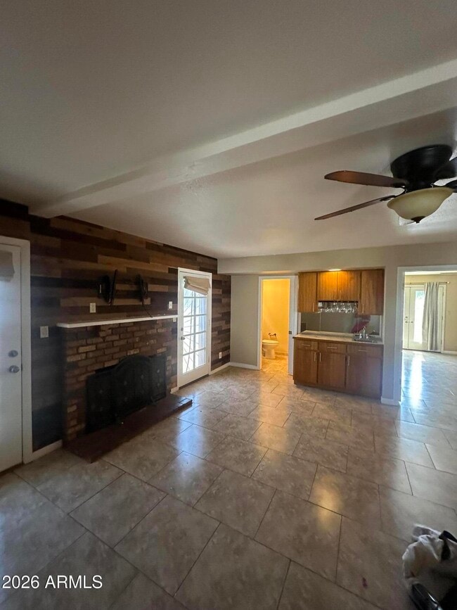 Building Photo - 7759 N 19th Dr