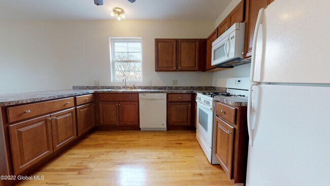 Foto del edificio - 85 Grant Ave