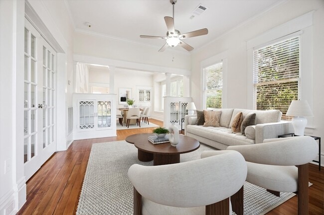 Building Photo - 1847 Cortlandt St