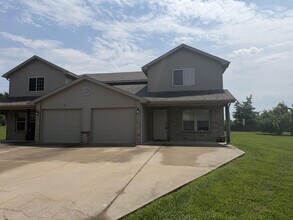 Building Photo - 3912 Snowy Owl Dr