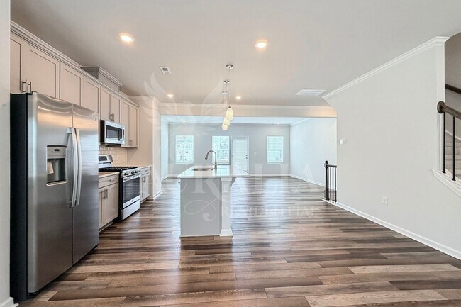 Building Photo - 3018 Brellon Ln