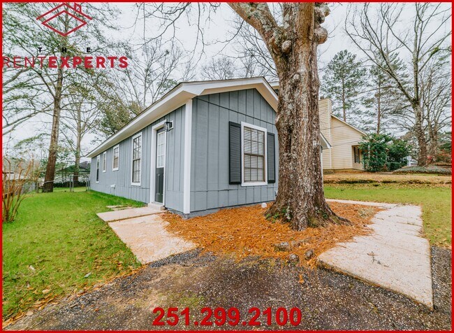 Building Photo - 915 Schaub Ave