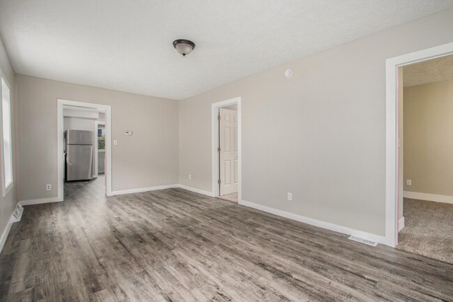 Building Photo - 1907 McIlwraith St