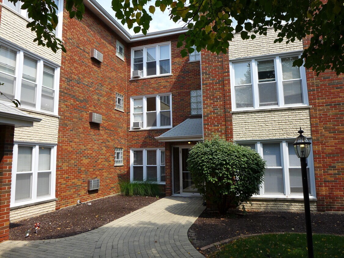Primary Photo - 10767 S Pulaski Rd
