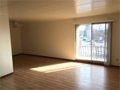 Building Photo - 801 E 38th Pl