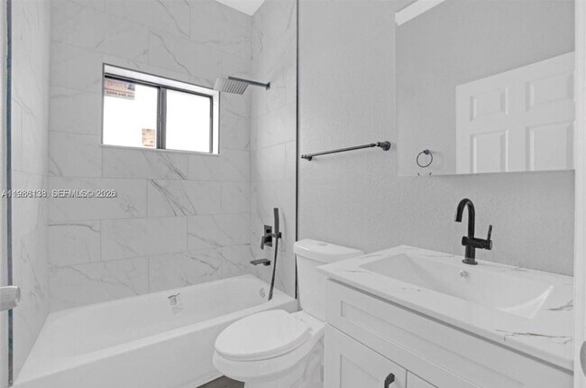 Foto del edificio - 2210 Farragut St