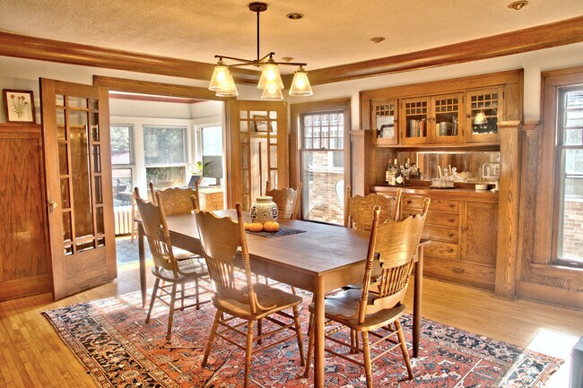 Dining Room - 3241 E Bde Maka Ska Pkwy