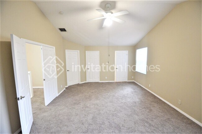 Building Photo - 21919 Philmont Ct