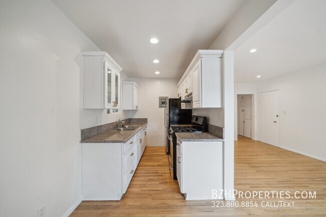 Foto del edificio - 710 Westmount Dr