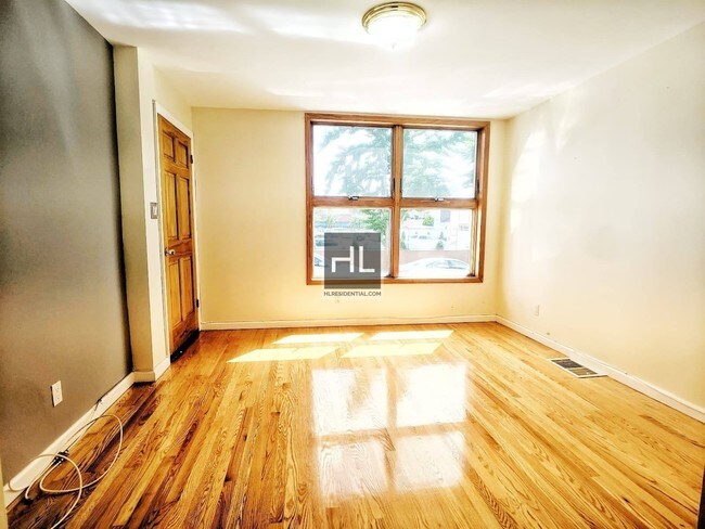 Building Photo - 74 STREET