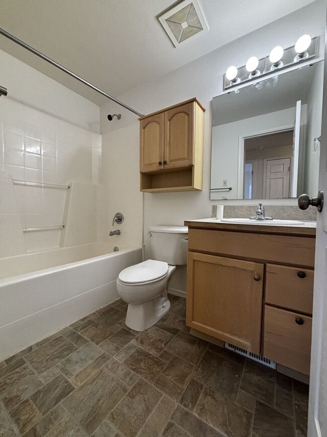 Building Photo - 5614 103rd St NE