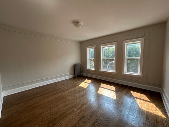 Foto del edificio - 2659 N Spaulding Ave