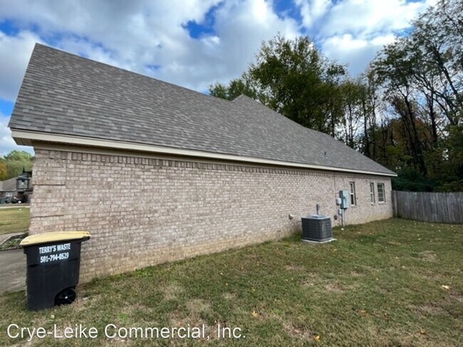 Foto del edificio - 3 br, 2 bath House - 2410 Richland Park Dr.