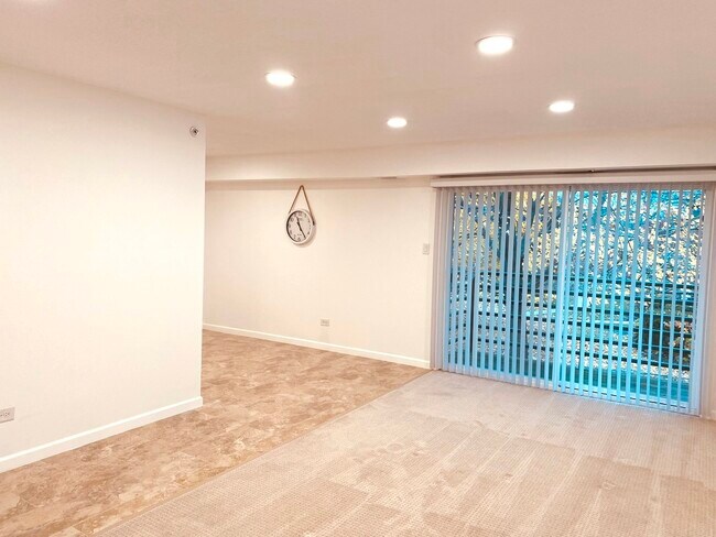 Building Photo - 2636 Pirates Cove