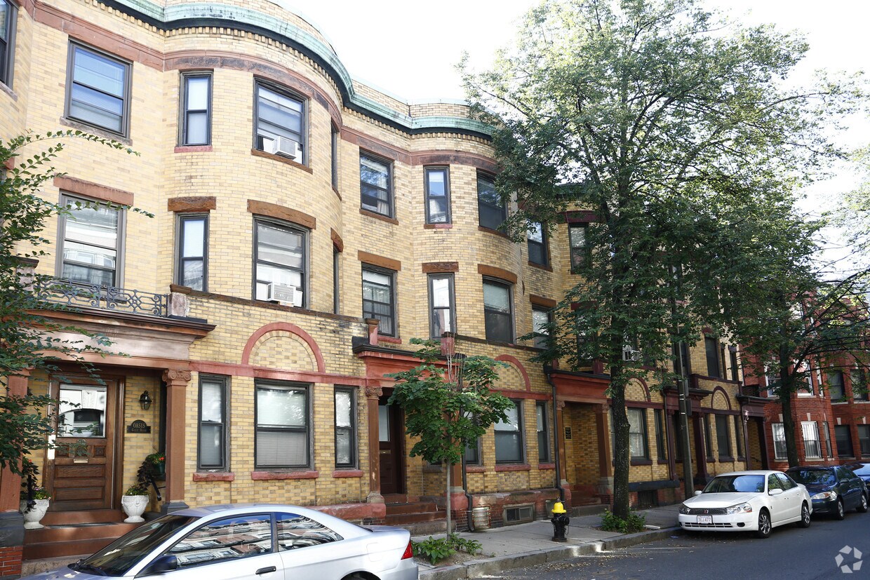 Primary Photo - 24-26 Edgerly Rd