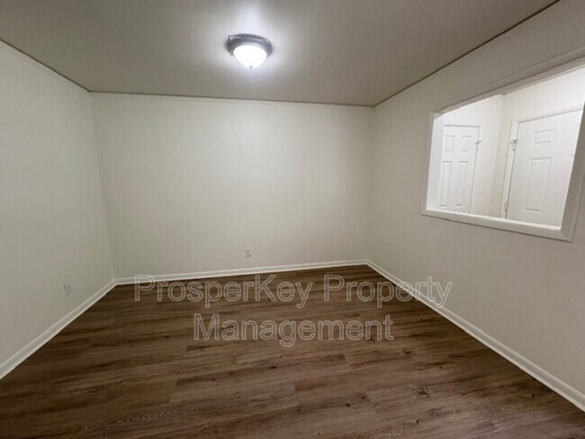 Foto del edificio - 1437 Beaumont Dr