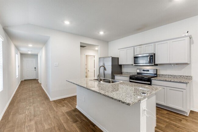 Foto del edificio - 250 Granary Dr