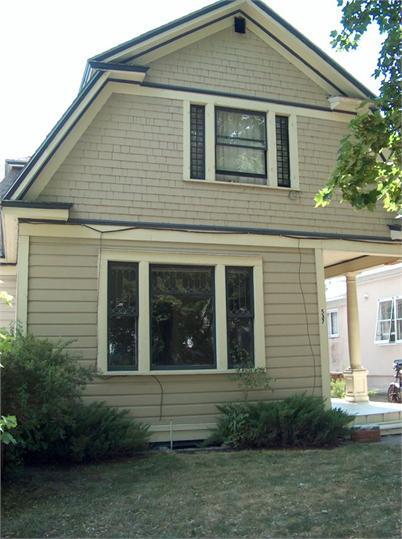 Primary Photo - 537 E Pine St