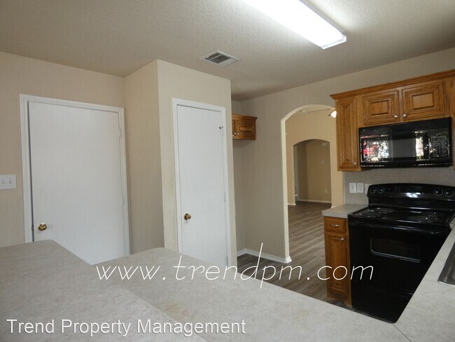 Building Photo - 3 br, 2 bath House - 10712 Irish Glen Trail