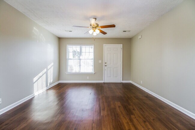 Foto del edificio - 315 Slippery Rock Dr