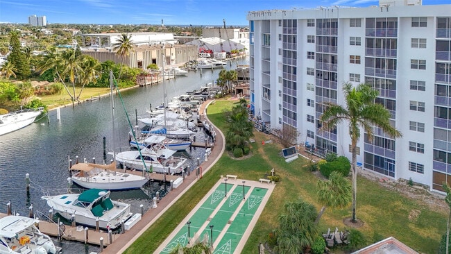 Foto del edificio - 2731 NE 14th Street Causeway