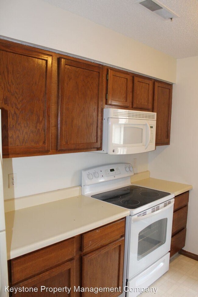 Building Photo - 2 br, 1 bath House - 942 23rd Ave Place #5