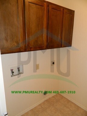 Foto del edificio - AVAILABLE NOW!!! Cozy 2-Bedroom, 2-Bath Du...