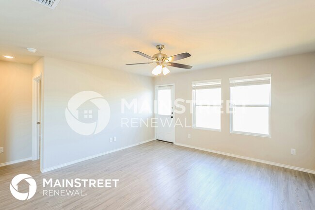 Foto del edificio - 8511 Bunting Pl