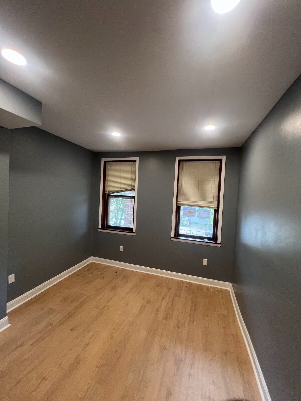 Foto del edificio - 809 N Harrison St