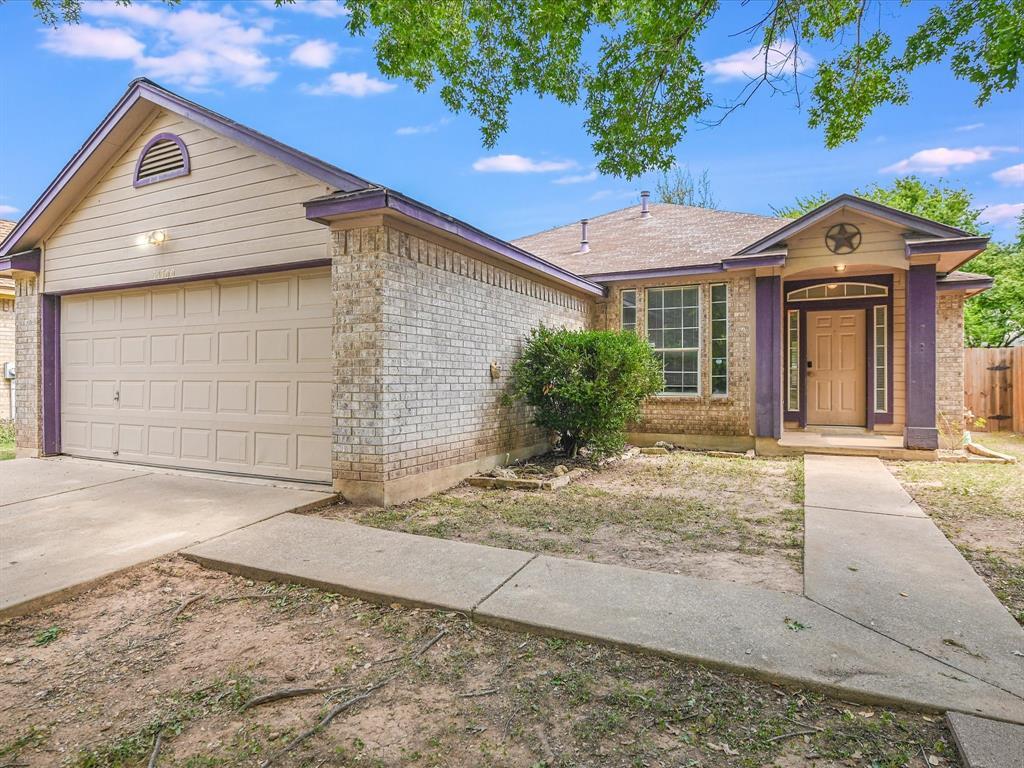 Foto principal - 14700 Menifee St