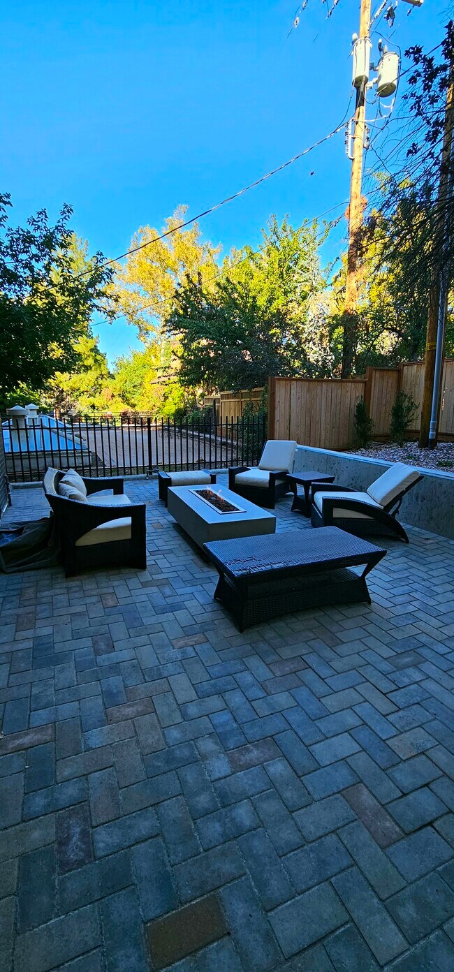 Foto del edificio - 1117 E South Temple