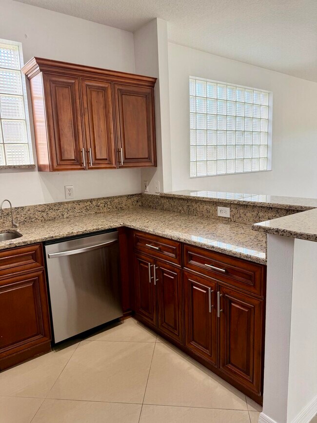 Foto del edificio - 11073 Harbour Springs Cir