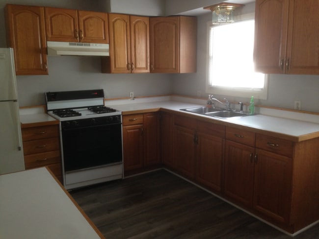 Foto del edificio - 14118 Hemlock St