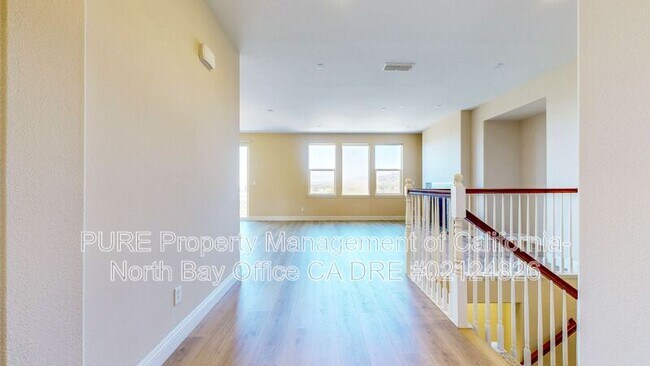 Building Photo - 219 Mission Dr