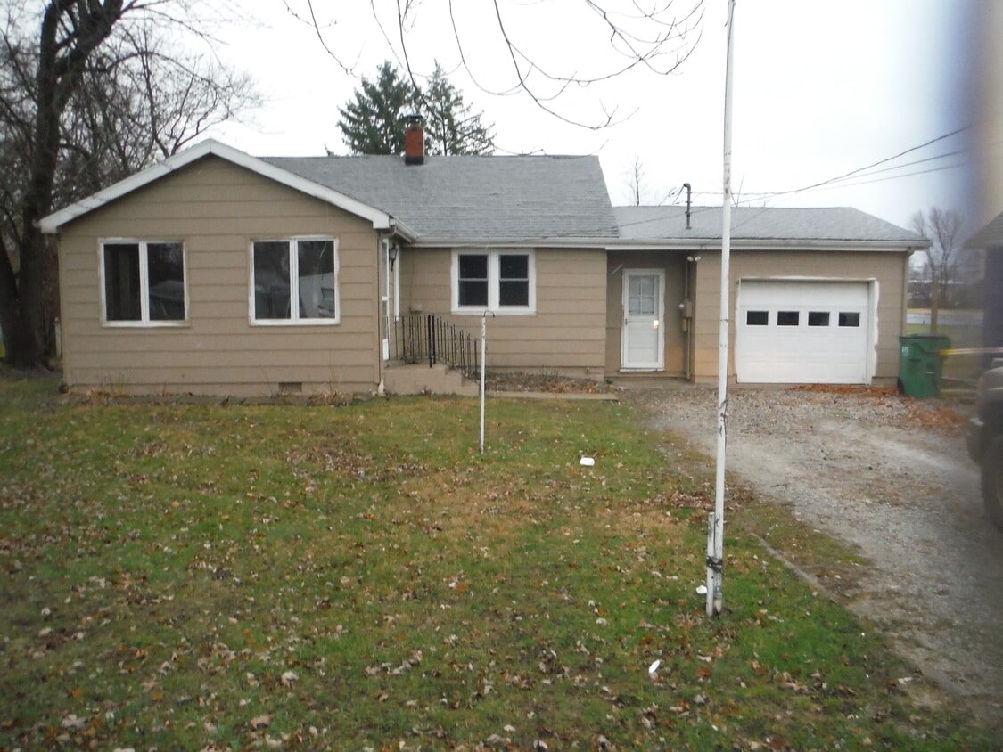 327 Jersey St, Westfield, IN 46074 House Rental in Westfield, IN