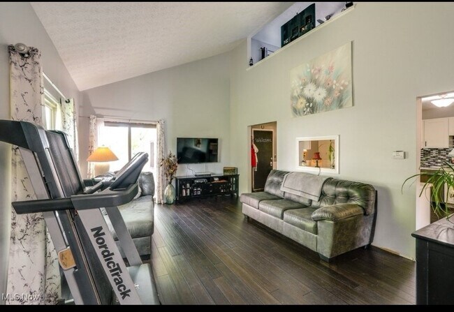 Foto del edificio - 5589 Rainier Ct