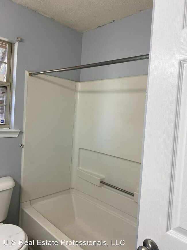 Foto del edificio - 3 br, 2 bath House - 843 Sagewood Drive