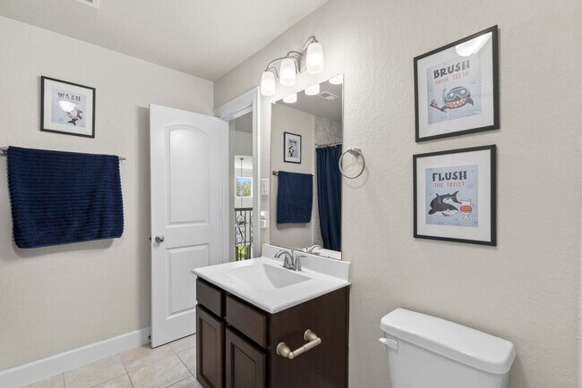 Foto del edificio - 9502 Windsong Dr
