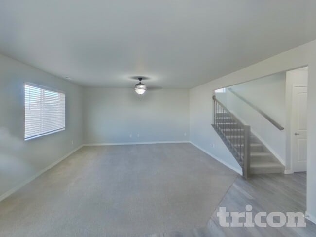 Foto del edificio - 8144 Phyllite Dr