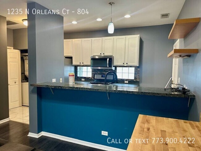 Building Photo - 1235 N Orleans Ct