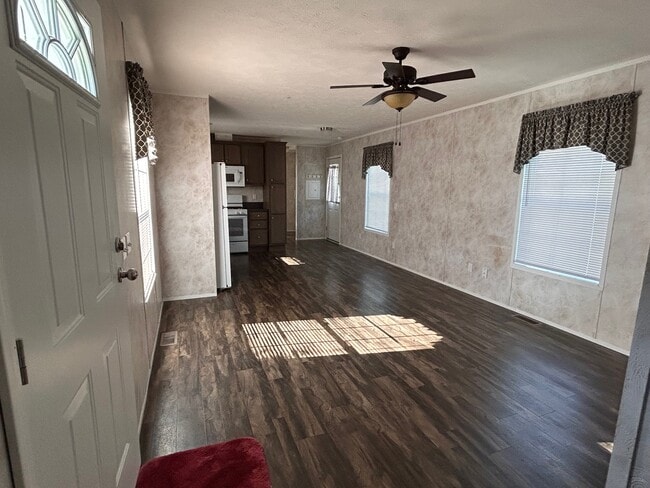 Building Photo - 7 Deer Run Pky