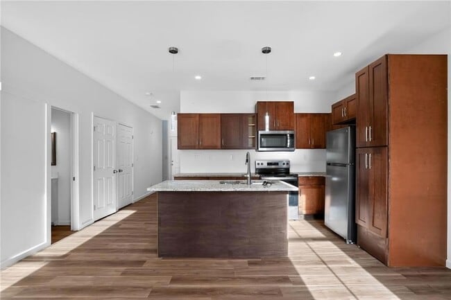 Building Photo - 4011 Redan Rd