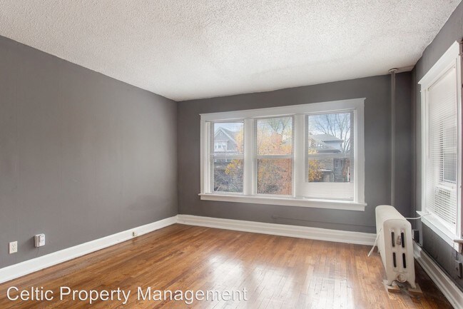 Foto del edificio - 3743-3749 Washington St