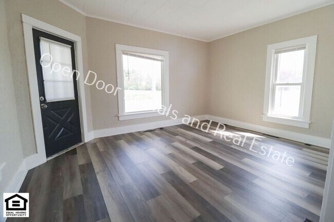 Foto del edificio - 1327 S Cedar St