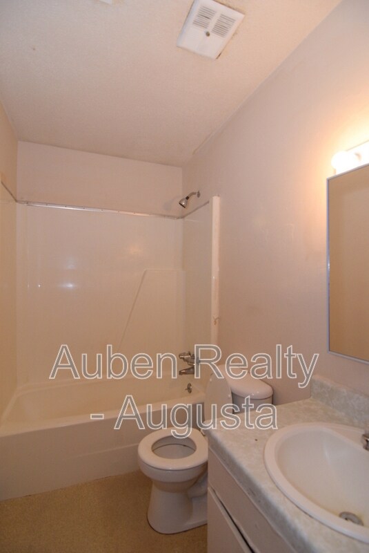 Foto del edificio - 2311 Walden Dr