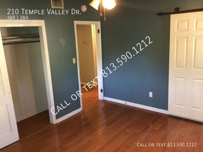 Foto del edificio - 210 Temple Valley Dr