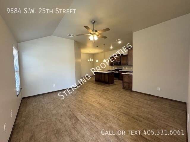 Building Photo - 9584 SW 25th St